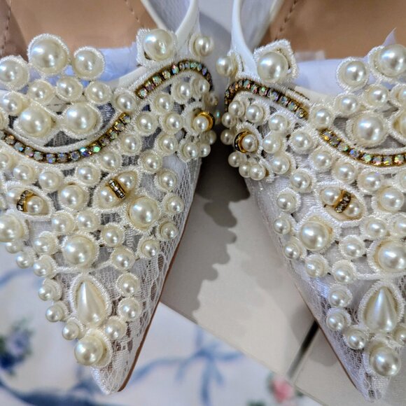 Bridal Pumps - Picture 2 of 5